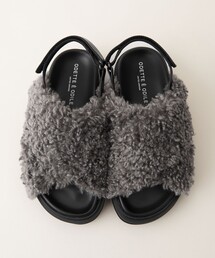 ODETTE E ODILE（オデットエオディール）の「フェイクファークロス