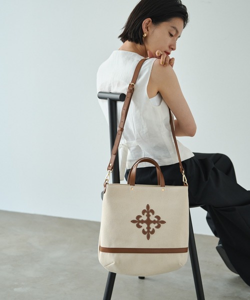 russet（ラシット）の「【キャンバス】2wayトートバッグ（CE-1348