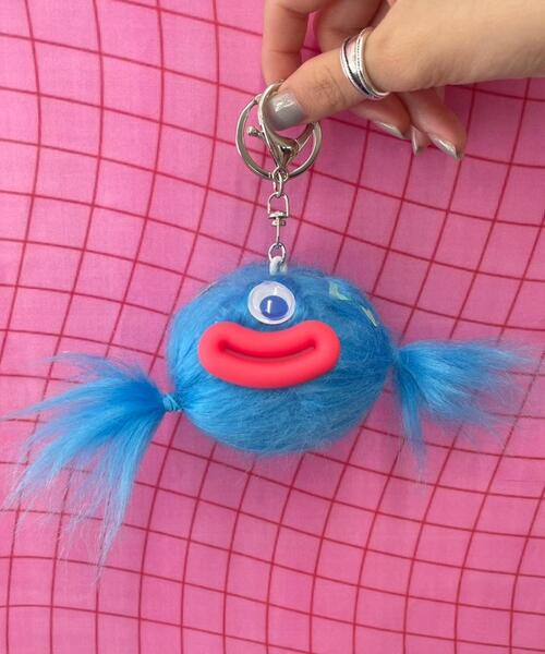 WEGO(ウィゴー)の「WEGO/キャンディモンスターぬいぐるみキーホルダー(キーホルダー・レディース・パープル/ブルー/ピンク・FREE)」の1枚目の写真