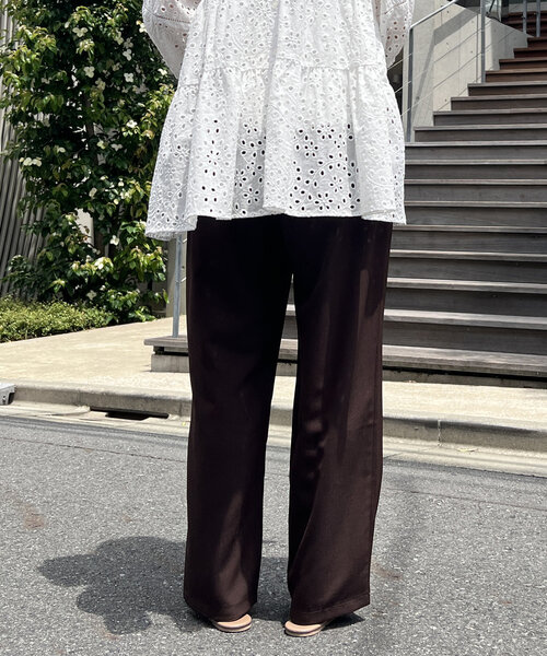 un dix cors（アンディコール）の「《スタイリッシュなのに履き心地ラクチン》ピンタックイージーパンツ（スラックス・レディース・ブラウン/ブラック・M/L）」の16枚目の写真