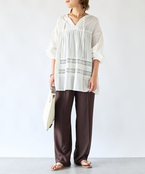 un dix cors（アンディコール）の「《スタイリッシュなのに履き心地ラクチン》ピンタックイージーパンツ（スラックス・レディース・ブラウン/ブラック・M/L）」の7枚目の写真