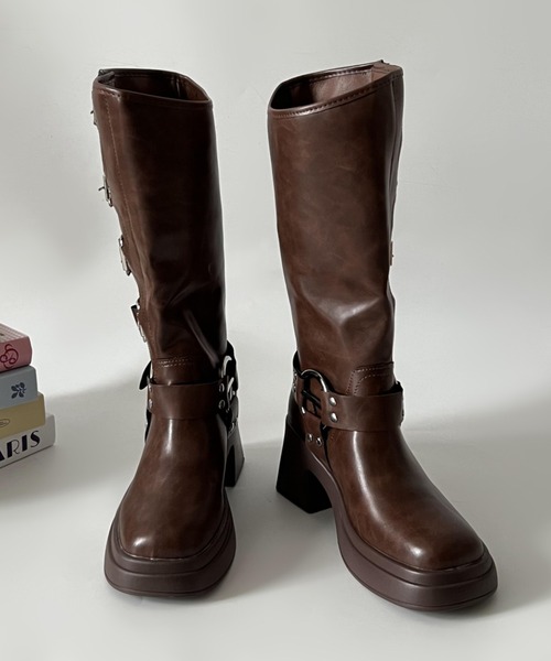 Shoes in Closet（シューズインクローゼット）の「厚底 装飾バックル付 バイカー ロングブーツ 928（ブーツ・レディース・ブラック/ダークブラウン・S/M/L/LL）」の18枚目の写真