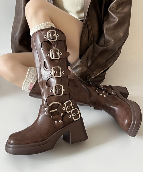 Shoes in Closet（シューズインクローゼット）の「厚底 装飾
