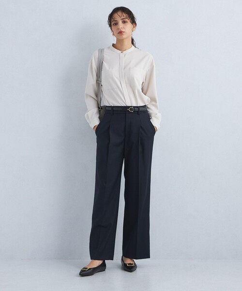 green label relaxing(グリーンレーベルリラクシング)の「ポインテッド バックル フラットシューズ -晴雨兼用-(パンプス・レディース・ブラック/ベージュ・22.5cm/25cm/23.5cm/24cm/24.5cm/23cm)」の4枚目の写真