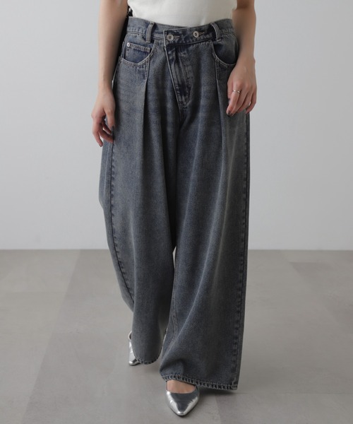 FREE'S MART(フリーズマート)の「アシメベルトタックワイドデニム(デニムパンツ・レディース・ブラック系その他/ブルー系その他・SMALL/MEDIUM)」の13枚目の写真