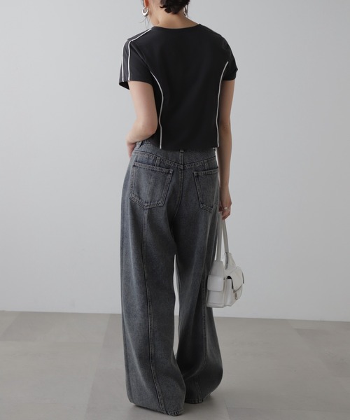 FREE'S MART(フリーズマート)の「アシメベルトタックワイドデニム(デニムパンツ・レディース・ブラック系その他/ブルー系その他・SMALL/MEDIUM)」の6枚目の写真