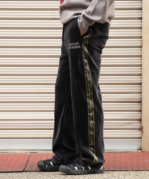 【セール】ボンディングベロアトラックパンツ（その他パンツ）｜KRIFF MAYER（クリフメイヤー）