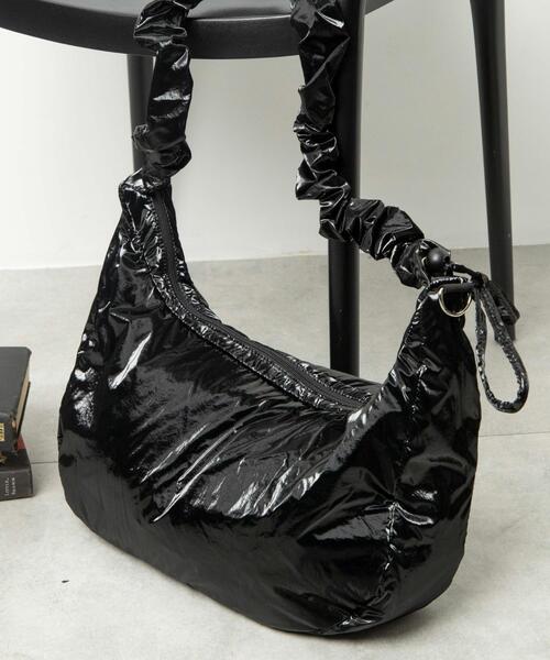 WEGO(ウィゴー)の「WEGO/ハーフムーンドロストショルダー(ショルダーバッグ・レディース・ダークグレー/その他1/ブラック系その他/シルバー/ライトベージュ/カーキ/ブラック・FREE)」の13枚目の写真