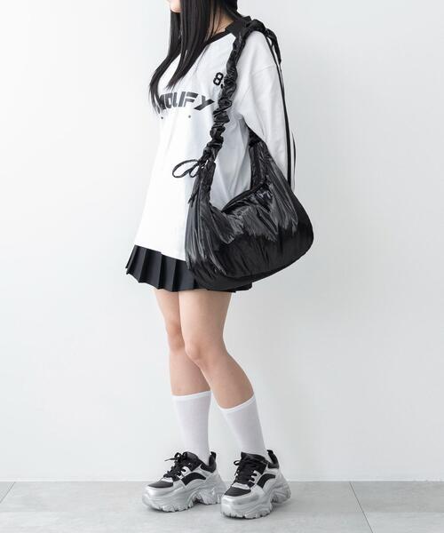 WEGO(ウィゴー)の「WEGO/ハーフムーンドロストショルダー(ショルダーバッグ・レディース・ダークグレー/その他1/ブラック系その他/シルバー/ライトベージュ/カーキ/ブラック・FREE)」の14枚目の写真