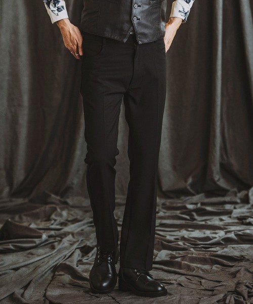 NO ID.(ノーアイディ)の「【NO ID.】Bootcut Trousers / ブーツカット トラウザーズ(スラックス・メンズ・ブラウン/ネイビー/ブラック・1/2)」の2枚目の写真