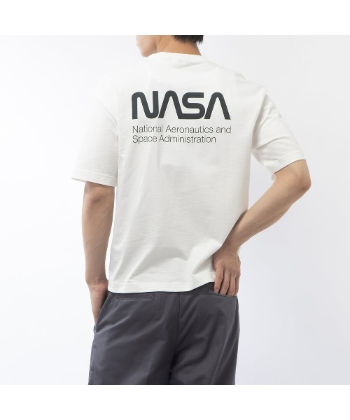 Reebok(リーボック)の「NASA ポンプ Tシャツ / NASA TEE 2(Tシャツ/カットソー・メンズ・ホワイト・SMALL/XXX-LARGE/XX-LARGE/MEDIUM/LARGE/X-LARGE)」の5枚目の写真