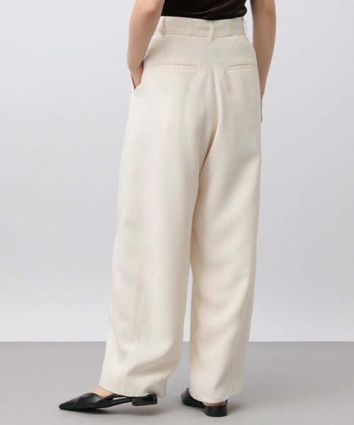 A part by（アパートバイ）の「ワンタックカーブパンツ（その他パンツ・レディース・ブラック/アイボリー・MEDIUM/SMALL）」の5枚目の写真