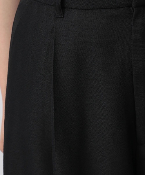 A part by（アパートバイ）の「ワンタックカーブパンツ（その他パンツ・レディース・ブラック/アイボリー・MEDIUM/SMALL）」の15枚目の写真
