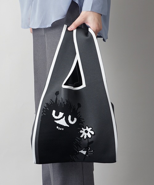 MOOMIN（ムーミン）の「【MOOMIN】(ムーミン) 軽量 マルシェバッグ ニットバッグ（トートバッグ・レディース・ブラウン/オレンジ/アイボリー/ダークグレー/ボルドー/マスタード/ライトカーキ/グレイッシュベージュ/グレイッシュブルー/ライトベージュ/ライトブルー/ナチュラル/ライトグレー/ライム/ダークネイビー/チャコール・ONE SIZE）」の4枚目の写真