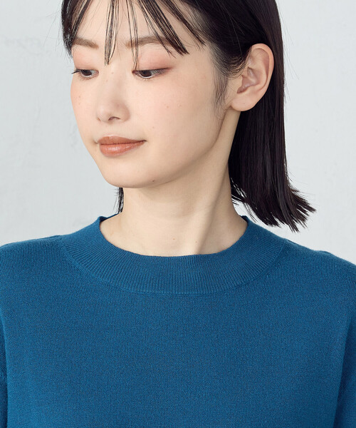 COMME CA ISM（コムサイズム）の「袖ボタン ベーシック クルーネックニット（ニット/セーター・レディース・ホワイト/ブラック/ベージュ/ブルー・MEDIUM/LARGE）」の17枚目の写真