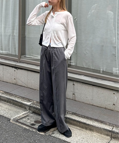 feepur（フェピュール）の「ダブルウエストイージーパンツ（スラックス・レディース・グレー/ブラック・SMALL/MEDIUM）」の17枚目の写真