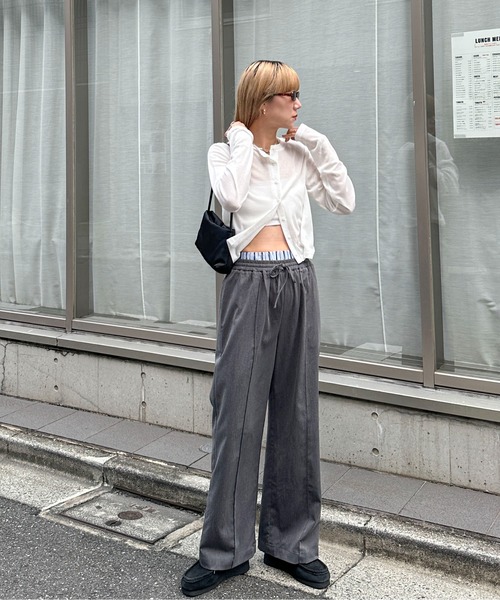 feepur（フェピュール）の「ダブルウエストイージーパンツ（スラックス・レディース・グレー/ブラック・SMALL/MEDIUM）」の19枚目の写真