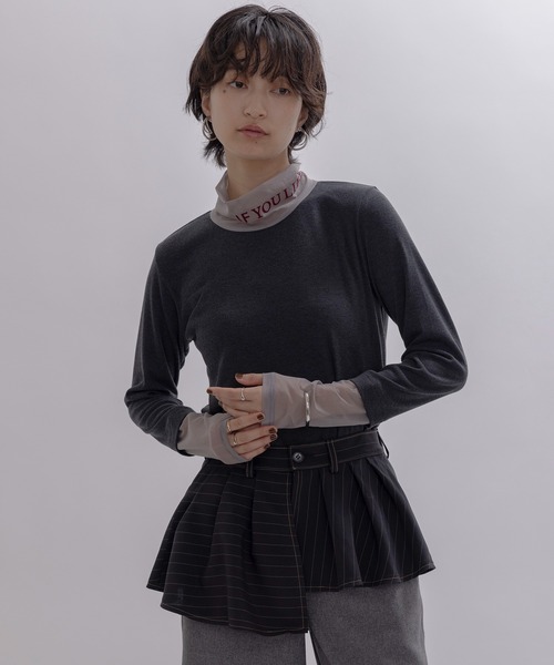 Eimee Law(エイミーロウ)の「フロッキーテキストハイネックトップス(Tシャツ/カットソー・レディース・アイボリー/ブラック/チャコールグレー/グレー系・FREE)」の15枚目の写真