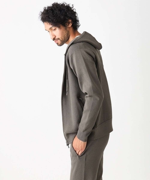 MICHEL KLEIN HOMME (ミッシェルクランオム)の「ニットZIPパーカー セットアップ(パーカー・メンズ・ブラック/ブラウン・MEDIUM/LARGE/X-LARGE)」の2枚目の写真