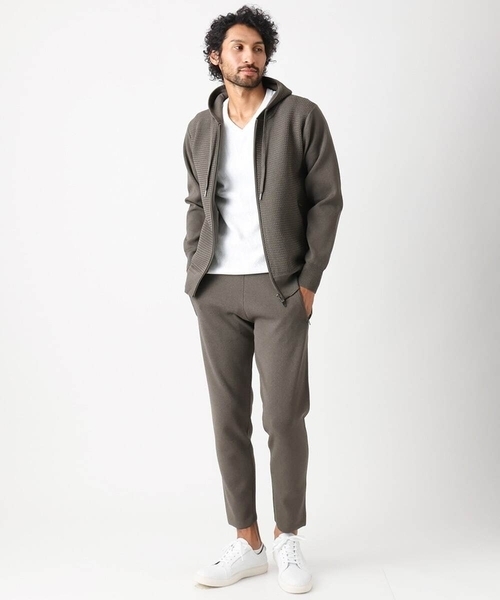 MICHEL KLEIN HOMME (ミッシェルクランオム)の「ニットZIPパーカー セットアップ(パーカー・メンズ・ブラック/ブラウン・MEDIUM/LARGE/X-LARGE)」の4枚目の写真
