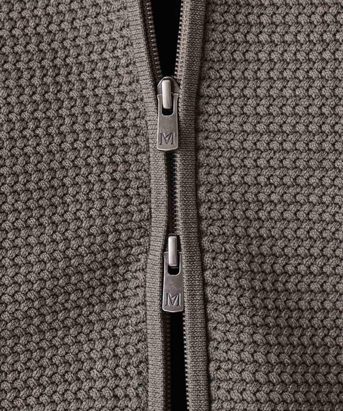 MICHEL KLEIN HOMME (ミッシェルクランオム)の「ニットZIPパーカー セットアップ(パーカー・メンズ・ブラック/ブラウン・MEDIUM/LARGE/X-LARGE)」の13枚目の写真