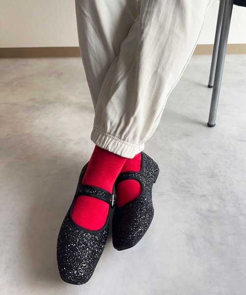 lus.(ラスドット)の「lus. グリッターカンフーシューズ(パンプス・レディース・ブラック/シルバー・S/M/L/LL)」の7枚目の写真