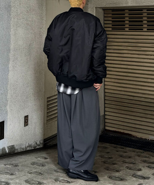 CIAOPANIC(チャオパニック)の「中綿MA-1ジャケット(ダウンジャケット/コート・レディース・ブラック/ベージュ/カーキ・MEDIUM/LARGE)」の22枚目の写真