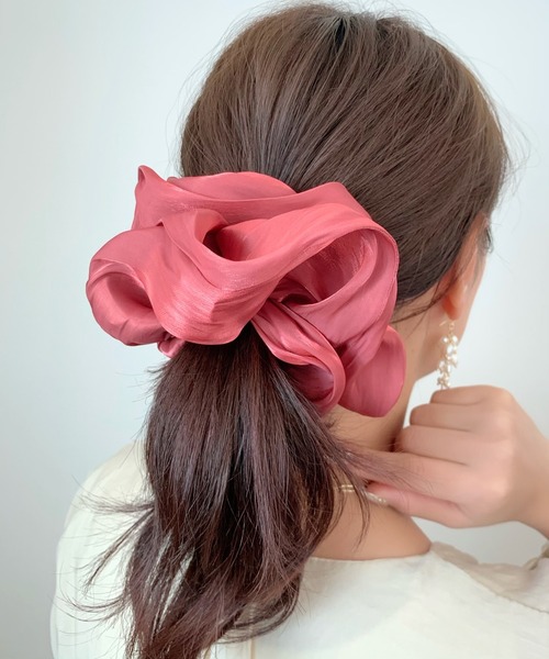 ciite'（シーテ）の「ビッグボリュームシュシュ（シュシュ・レディース・モカ/ベージュ/キャメル/オレンジ/ブルー/ワイン/ブラック・FREE）」の7枚目の写真