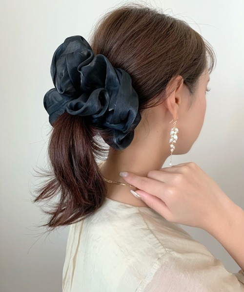 ciite'（シーテ）の「ビッグボリュームシュシュ（シュシュ・レディース・モカ/ベージュ/キャメル/オレンジ/ブルー/ワイン/ブラック・FREE）」の16枚目の写真