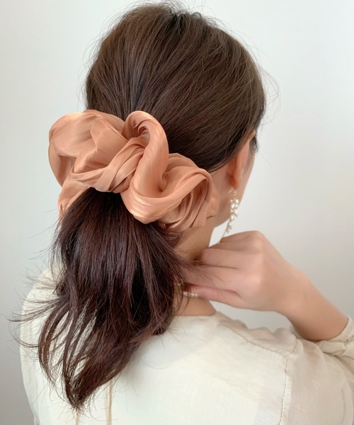 ciite'（シーテ）の「ビッグボリュームシュシュ（シュシュ・レディース・モカ/ベージュ/キャメル/オレンジ/ブルー/ワイン/ブラック・FREE）」の20枚目の写真