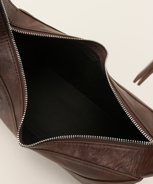 LOW CLASSIC（ロウ　クラシック）の「【LOW CLASSIC/ロウ・クラシック】 VINTAGE CUBE SHOULDER BAG LW243BA05（ショルダーバッグ・レディース・ブラウン・FREE）」の5枚目の写真