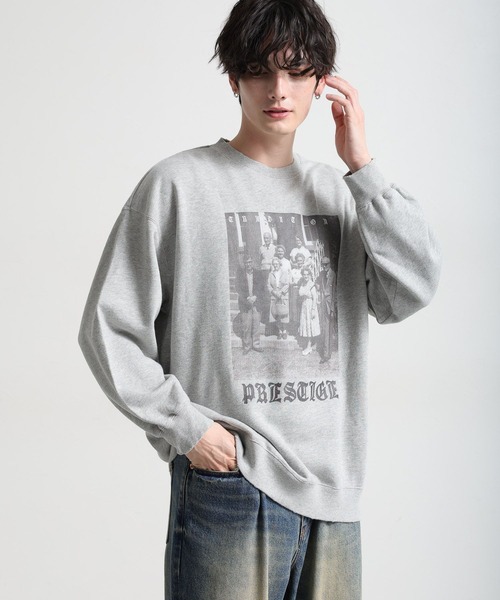 RAGEBLUE(レイジブルー)の「ヴィンテージライク/ダメージフォトプリントヘビーウェイト裏毛スウェット(スウェット・メンズ・グレー系その他/ダークグレー・MEDIUM/LARGE)」の6枚目の写真