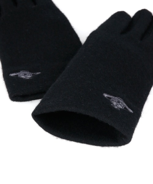 Vivienne Westwood ACCESSORIES(ヴィヴィアンウエストウッドアクセサリー)の「ORB刺繍 ニット手袋【249156 328L】(手袋・レディース・ダークグレー/ネイビー/ブラック/ワイン・FREE)」の6枚目の写真