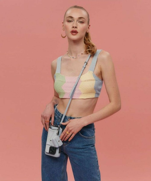 BANDOLIER(バンドリヤー)の「BANDOLIER / DONNA SIDE SLOT iPhone 15 ケース(その他小物・レディース・シルバー・XS.P)」の5枚目の写真