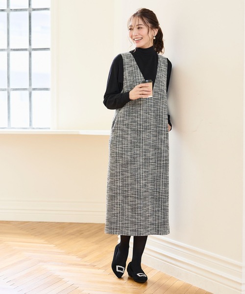 CROSS FUNCTION(クロスファンクション)の「《洗える・ストレッチ・シワになりにくい》正解 ツイードVネックジャンスカ【CF/クロスファンクション】(ジャンパースカート・レディース・アイボリー/ブラック・M/L/LL)」の3枚目の写真