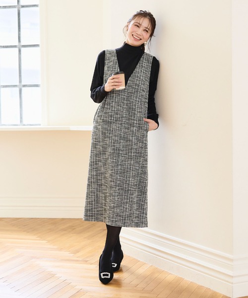 CROSS FUNCTION(クロスファンクション)の「《洗える・ストレッチ・シワになりにくい》正解 ツイードVネックジャンスカ【CF/クロスファンクション】(ジャンパースカート・レディース・アイボリー/ブラック・M/L/LL)」の4枚目の写真