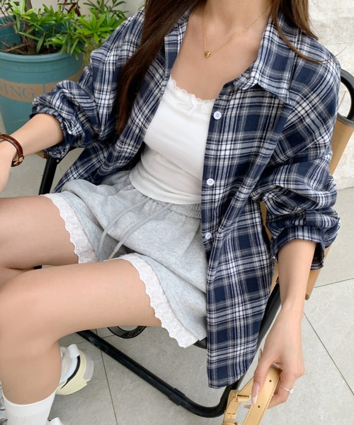 Per sist ence(パーシエンス)の「ビッグシルエットチェックシャツ(シャツ/ブラウス・レディース・ライトブルー/ネイビー/レッド・FREE)」の14枚目の写真
