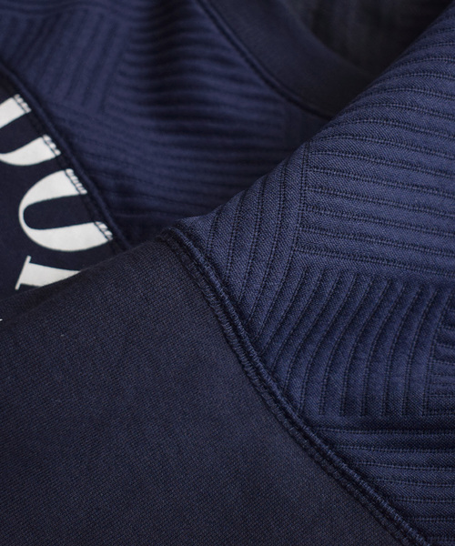 キルティング切替 カレッジロゴスウェット（スウェット）｜e-zakkamania stores（イーザッカマニアストアーズ）