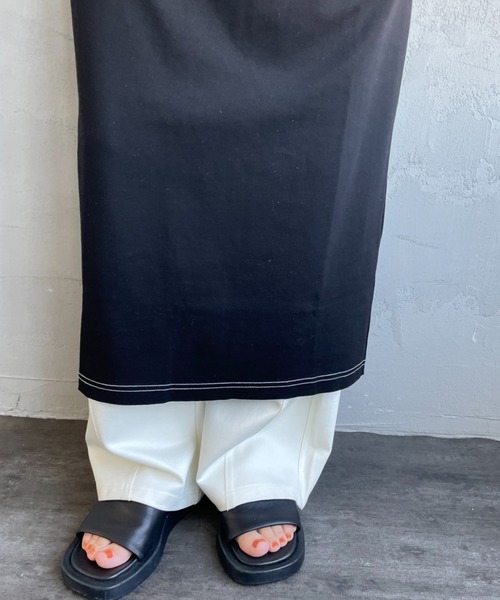 UNIVERSAL OVERALL（ユニバーサルオーバーオール）の「[UNIVERSAL OVERALL/ユニバーサルオーバーオール] 別注 配色ステッチ マキシ丈ワンピース（ワンピース・レディース・ブラック/オリーブ/チャコール/ネイビー・F）」の19枚目の写真