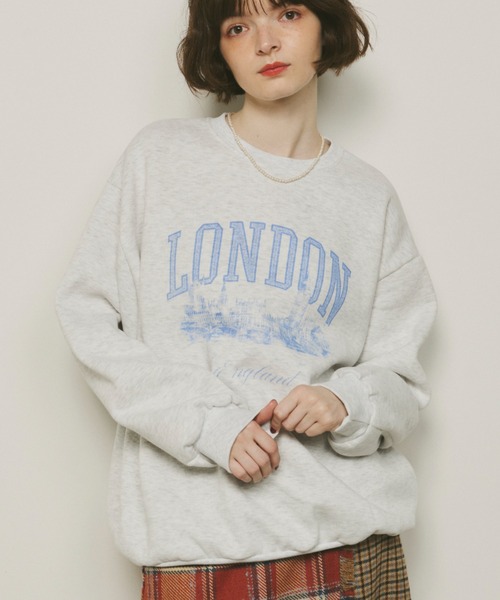 Unitage（ユニテージ）の「LONDON裏起毛BIGスウェット（スウェット・レディース・ライトグレー/ライトパープル/ネイビー・FREE）」の12枚目の写真