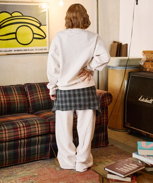 sedacle（セダクル）の「リバーシブル起毛スウェット【SETUP着用可能】（スウェット・メンズ・レッド/アイボリー/チャコールグレー・SMALL/MEDIUM/LARGE）」の19枚目の写真