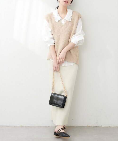 natural couture（ナチュラルクチュール）の「テディヤーンミドル丈ニットベスト（ニット/セーター・レディース・オフホワイト/ブラック/モカ・FREE）」の21枚目の写真