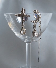 KONVINI | 【Ammimajus】アシンメトリームーンピアス(ピアス(両耳用))