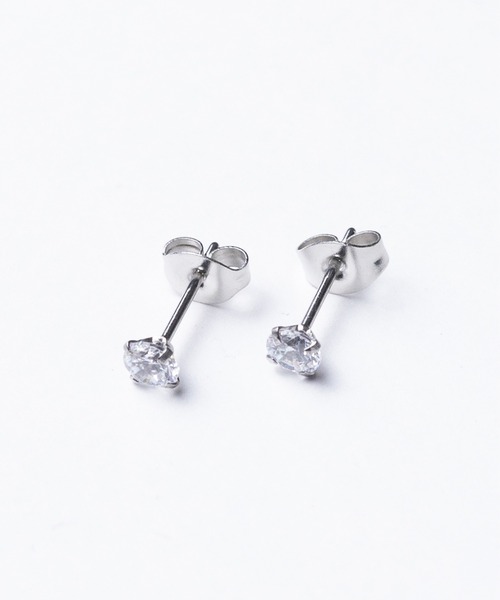 ADPOSION(アドポーション)の「4mm ジルコニア ステンレスピアス / ペア ワンポイントピアス(ピアス(両耳用)・レディース・シルバー/クリア/ブラック×ブラック/ブラック×シルバー・FREE)」の4枚目の写真