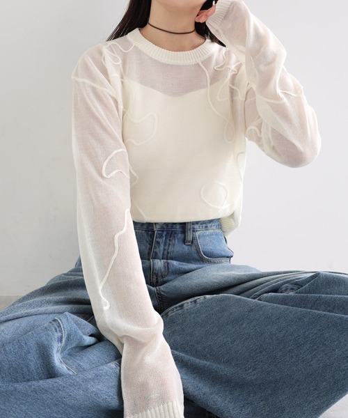 andme(アンドミー)の「ニュアンスウェーブ刺繍シアーニットトップス(ニット/セーター・レディース・グレー/ブルー/ブラック/アイボリー・M)」の17枚目の写真