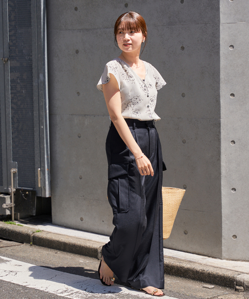 IENA(イエナ)の「《追加2》ウォッシャブル カーゴスラックス(スラックス・レディース・ネイビー/カーキ・34/40/38/36)」の12枚目の写真