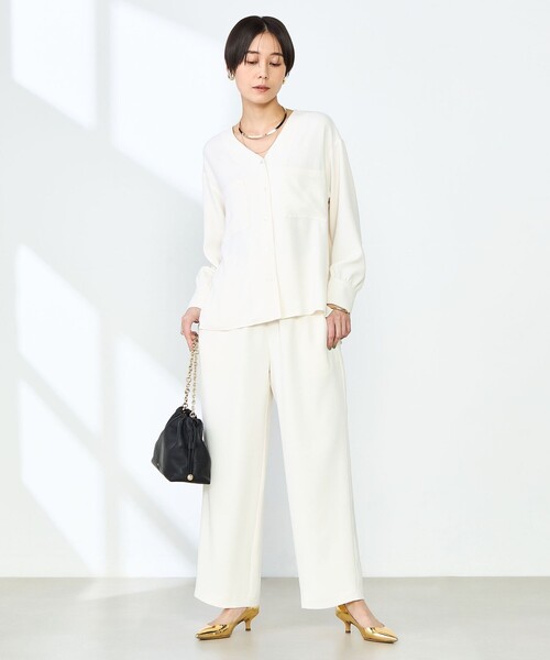 NOLLEY’S(ノーリーズ)の「《セットアップ対応》ニュアンスジョーゼットVネックブラウス(シャツ/ブラウス・レディース・ネイビー/オフホワイト/サックスブルー・38)」の10枚目の写真
