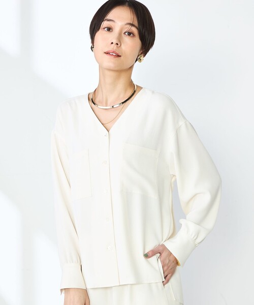 NOLLEY’S(ノーリーズ)の「《セットアップ対応》ニュアンスジョーゼットVネックブラウス(シャツ/ブラウス・レディース・ネイビー/オフホワイト/サックスブルー・38)」の16枚目の写真