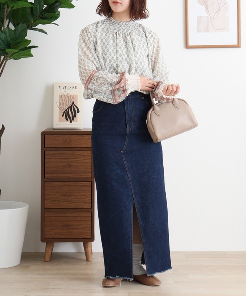 BRODIAEA(ブローディア)の「BRODIAEA スモック刺繍シフォンブラウス(シャツ/ブラウス・レディース・ネイビー/ベージュ/ピンク・40)」の15枚目の写真