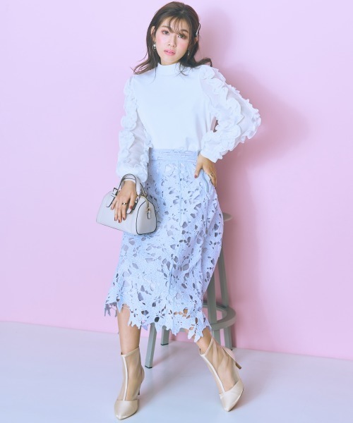 marun（マルン）の「＜大きいサイズ＞袖ボリュームカットソー　marun（Tシャツ/カットソー・レディース・ホワイト/ダークネイビー・L/LL/3L/4L/5L）」の5枚目の写真